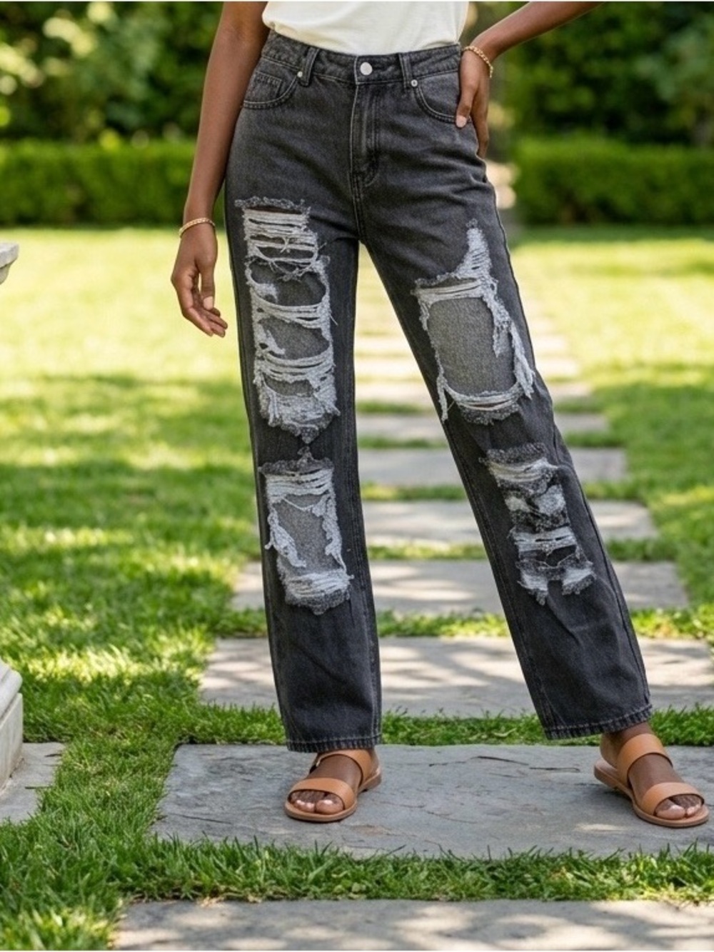 2346 - Womens Distressed Boyfriend Jeans - Black